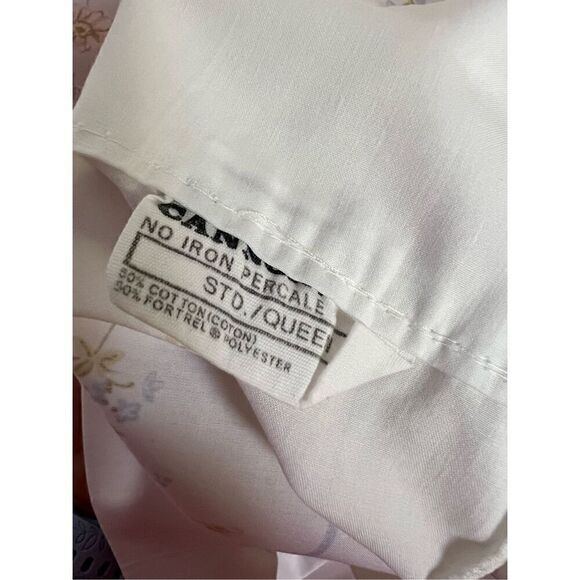 Vintage Floral Pillowcase Set of 2 - Picture 7 of 7